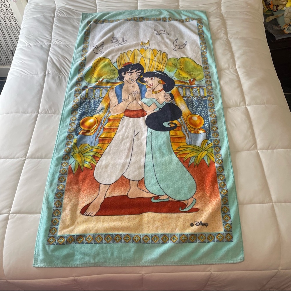 Vintage 1990s Disney Aladdin Jasmine Cotton Beach Towel 31x60"